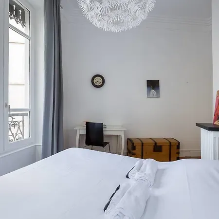 Apartment The Bright Jacobin