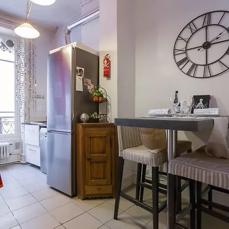 Apartment The Bright Jacobin