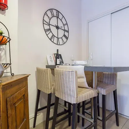 The Bright Jacobin Apartment