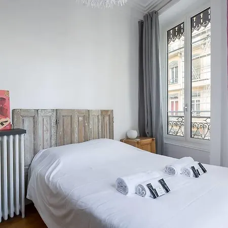 Apartment The Bright Jacobin *